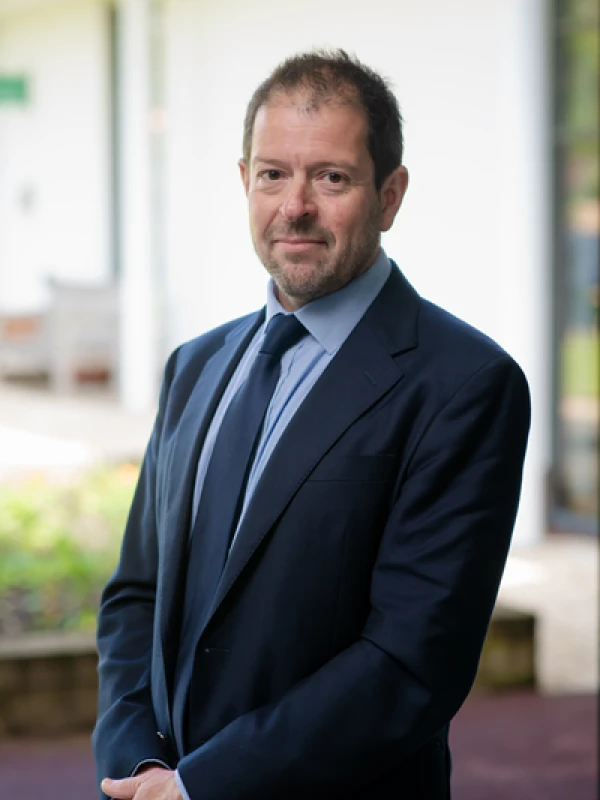 Photo of Simon Landivar