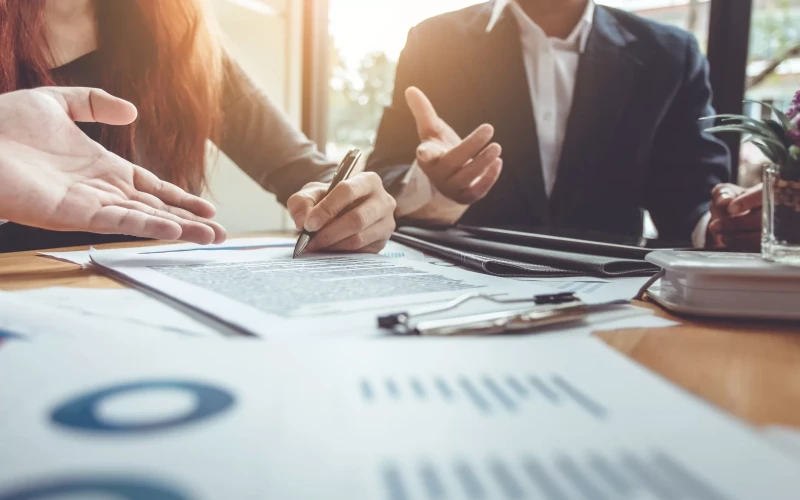 Photo of Talking ‘off the record’ and settlement agreements