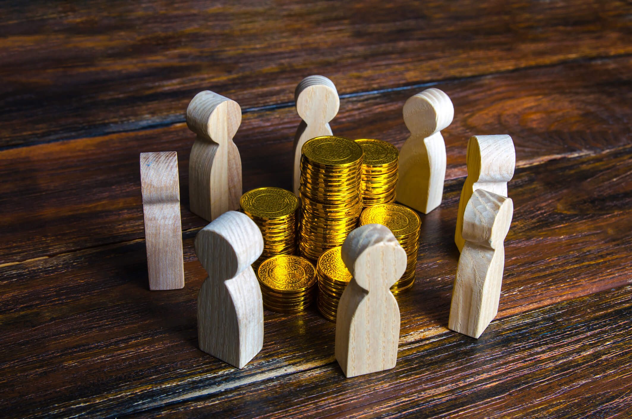 Shareholders discussing remuneration